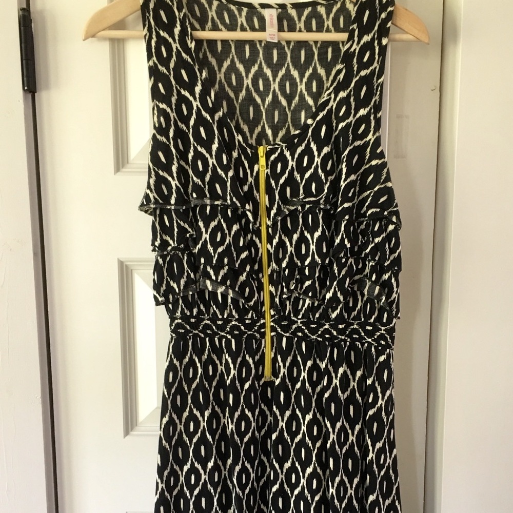 Xhilaration Zip up dress